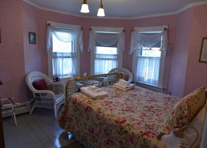 Richmond Victorian Inn Bagian luar foto