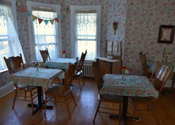 Richmond Victorian Inn Bagian luar foto